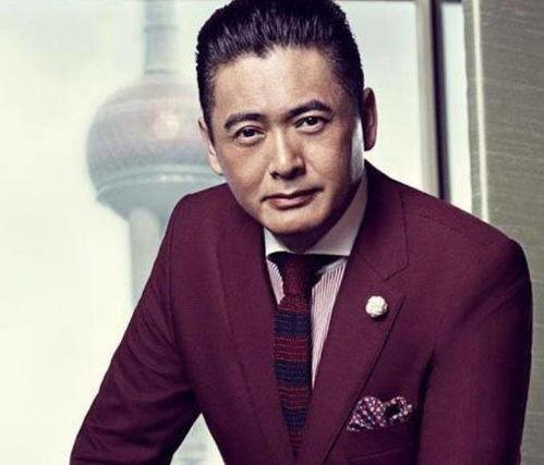 周润发摸头发表情包,经典表情包再现江湖